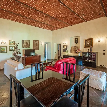 Villa Ludovica, Alba Hills Alba (Piedmont)