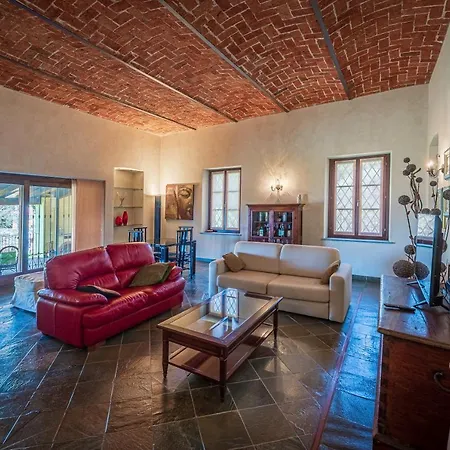 Ludovica, Alba Hills Villa